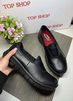 Оригинальные кожаные спортивные слипоны кроссовки skechers