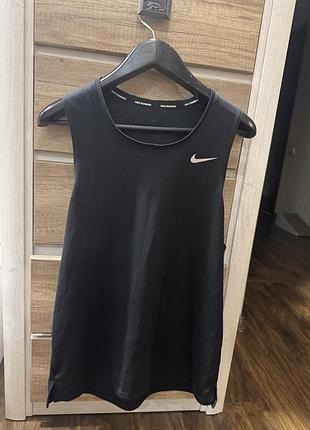 Майка від бренду nike