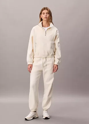 Мʼякий костюм calvin klein оригінал