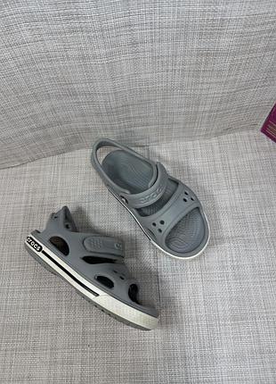 Оригінальні сандалі босоніжки crocs