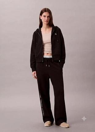 Чорний костюм calvin klein оригінал