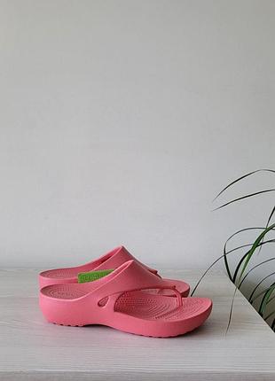 Вьетнамки шлепанцы оригинал crocs w7 гг.37.5