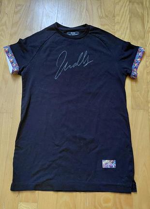 Жіноча футболка чорна bershka xs