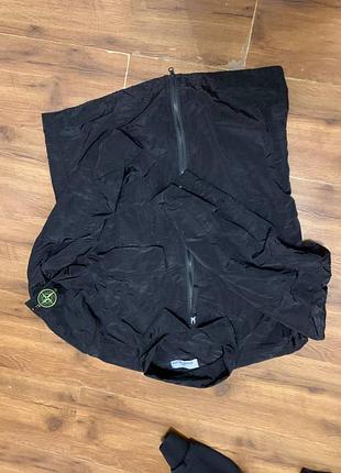 Стонайланд вітрівка чоловіча stone island колір чорний размір l