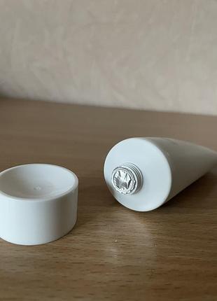 Derma series calming light cream 3