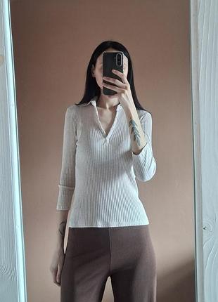 Лонгслив джемпер жіночий в рубчик з комірцем бежевий marks & spencer