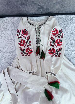 Вишиванка вишита сукня