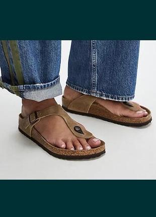 Шльопанці шкіряні- birkenstock