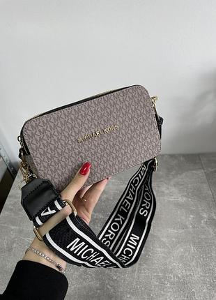 ❌ michael kors snapshot
