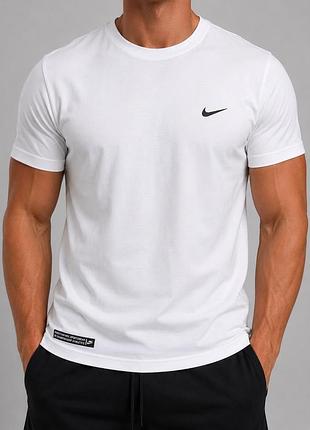 Чоловіча базова футболка nike біла 75% бавовна,туреччина/літня спортивна