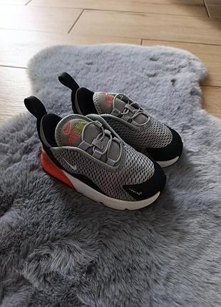 Кросівки nike air max 270 розмір 25