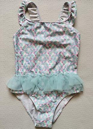 Классный купальник с оборкой принт чешуя на 6-7 лет на рост 122 см primark