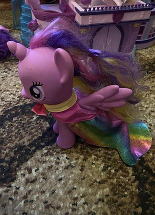 Поні іскорка велика з накидкою одягом my little pony