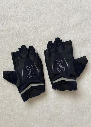 Перчатки для тренувань under armour