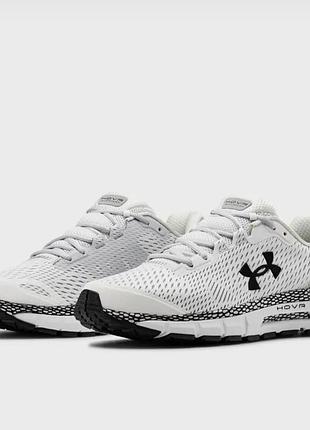 Кроссовки under armour