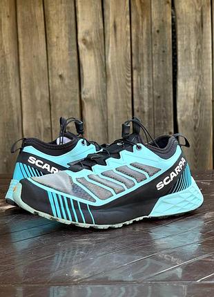 Scarpa оригінал жіночі кросівки для бігу  легкі блакитні чорні розмір 37.5