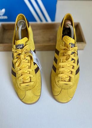 Кросівки adidas wien