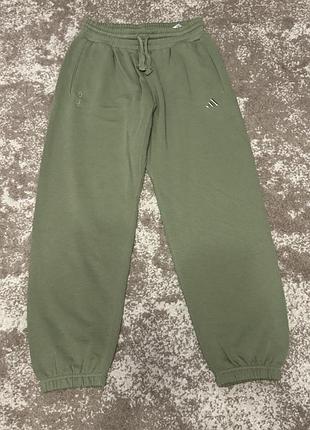 Штани adidas оригінальні нові,на зріст 155-160