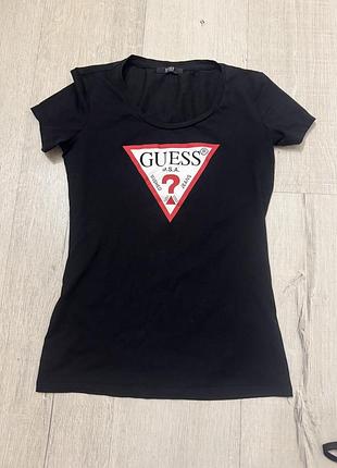 Футболка guess