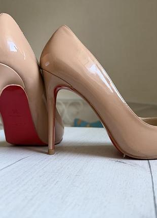 Туфля жіночі christian louboutin 38 розмір