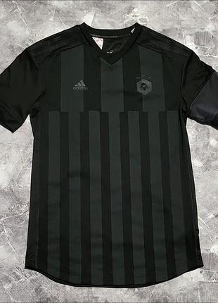 Спортивная футболка adidas × star wars kylo ren