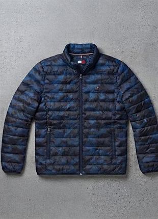 Мужская куртка tommy hilfiger - размер m