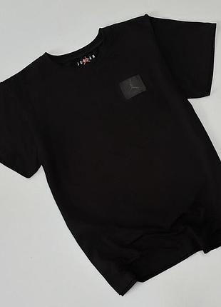 Футболка air jordan нашивка чорна