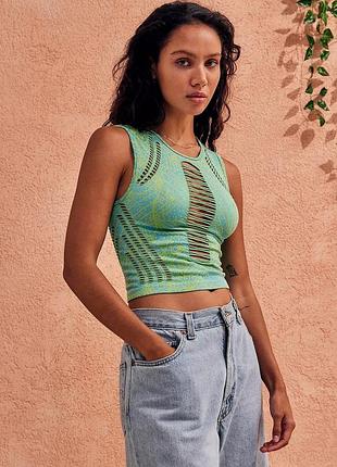 Топ від urban outfitters