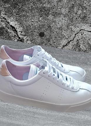 Кожаные кроссовки в белом цвете superga sport