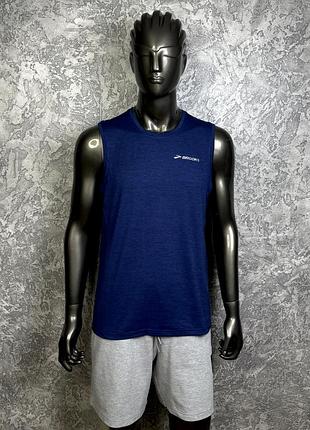 Brooks майка безрукавка m-l размер спортивная синяя