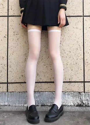Панчохи з вузькою смужкою тонкі капронки 10 ден білі one size 4542 xxs-xl  високі гольфи вище колін заколінки