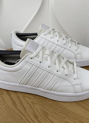 Оригінальні чоловічі кеди adidas