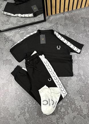 Спортивний костюм