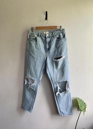 Mom джинси від topshop з рваностями