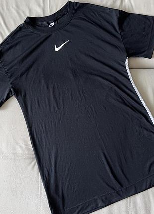 Сукня nike 6