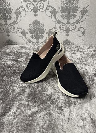 Кросівки skechers