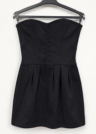 Маленьке чорне плаття h&m
