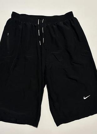 Беговые спортивные шорты nike dri-fit performance shorts