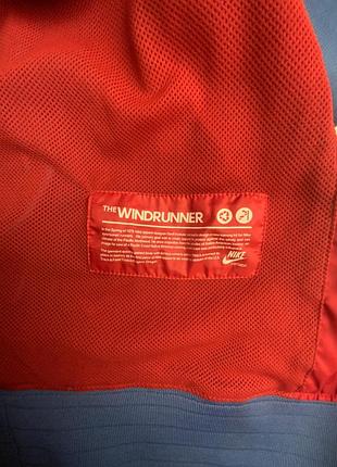 Вітровка nike sportswear windrunner (розмір m) 5