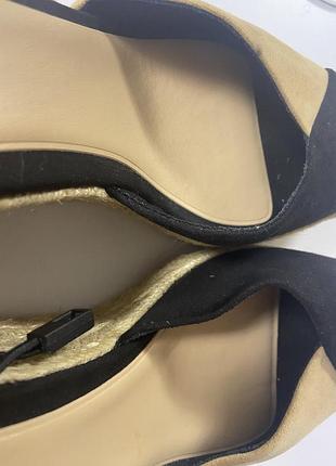 Стильні босоніжки-еспадрильї zara на танкетці з зав'язками 6