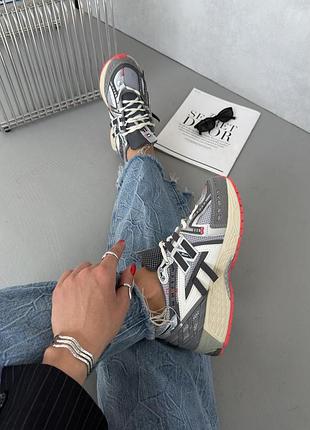 Balance 1906a grey drift red 2