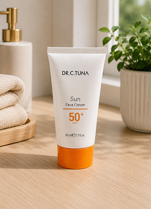 Солнцезащитный крем для лица farmasi dr. c. tuna sun face cream spf 50+ 50 мл