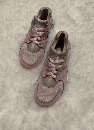 Оригінальні кросівки nike air huarache