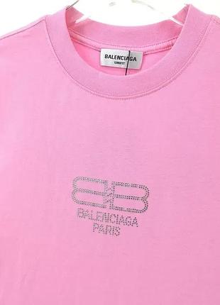 Футболка balenciaga унисекс розовая ✦ брендовая футболка с логотипом balenciaga paris