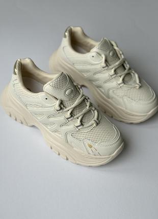 Eclipse cream 2