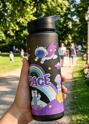 Дитяча пляшка-поїлка space 700 мл із відкидною кришкою для води та напоїв black