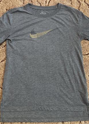 Футболка nike