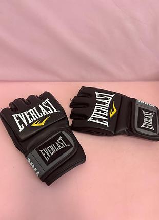 Перчатки для змішаних єдиноборств (мма) серії everlast pro style grappling gloves.