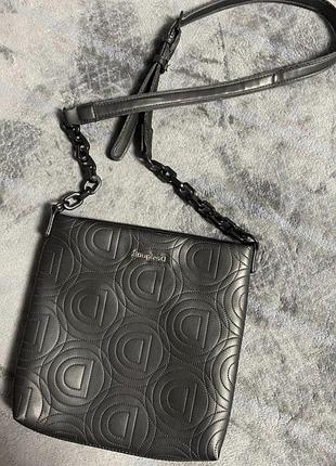 Сумка від іспанського бренду desigual