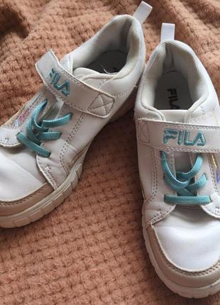 Кросівки дівчачі fila 33 розмір , по стельці 21 см.
